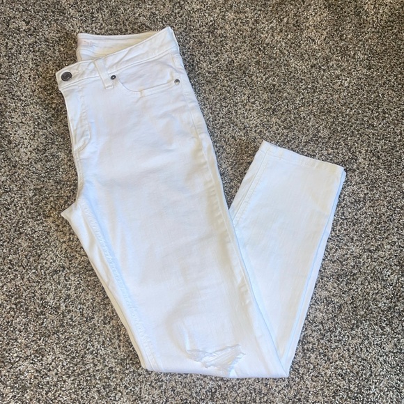 LC Lauren Conrad Denim - White LC skinny jeans!
